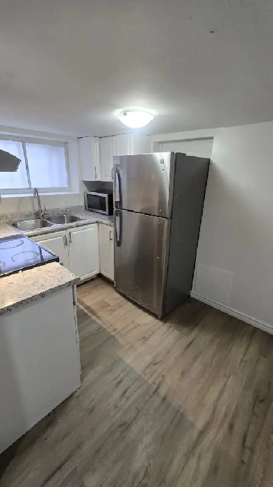 Room (Boys) for rent near Port Credit Go Station Mississauga Image# 1