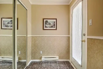 Two Bed room Apt in Ile-Perrot Image# 7