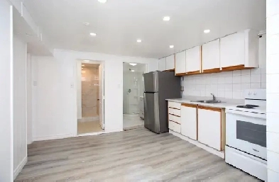 Basement Apt,  2 bedrooms, 2 Bathrooms Image# 1