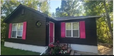 Cozy Cabin For Sale Image# 8
