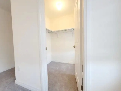 7 STAUFFER RD, BRANTFORD, ON - STUNNING EXECUTIVE 4 BEDROOM Image# 1
