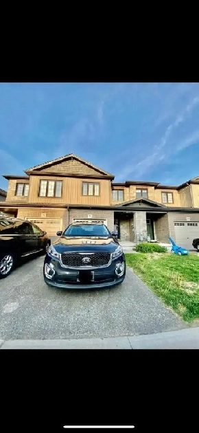 House For Rent (3 Bed, 2.5 Bath) Image# 8