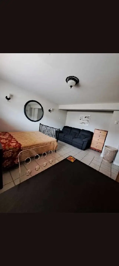 chambre à louer libre 27 juillet Image# 1