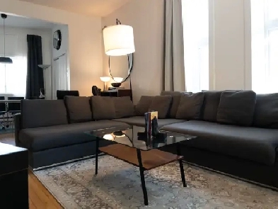 Charming, fully furnished, newly redesigned 3-Bedroom Condo Image# 12