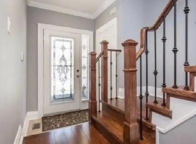 Mulock/ Newmarket Second floor Image# 4