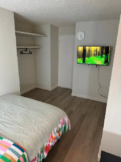 Affordable Private Room in Calgary Image# 1
