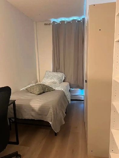 Affordable Furnished Private Room in Calgary Image# 7