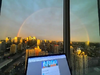 Lease Transfer – Modern Studio with the Best View of Downtown Image# 2