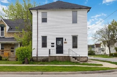 3 bed, 1 bath- $2000/month Image# 9