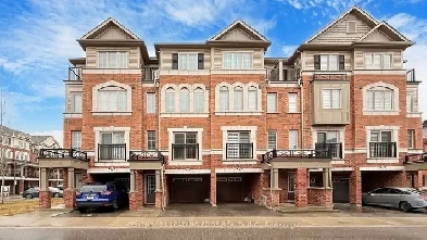 Move In Ready 4 Bedroom Condo Town with Double Car Garage! Image# 10