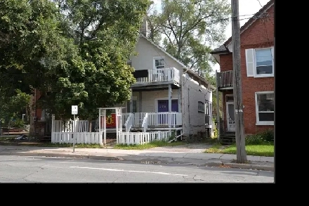 2 1 bedroom 1 bathroom upper unit heart of Peterborough Image# 4