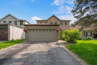 Stunning Spacious 4 2 BR Detached Home with Double Car Gar! Image# 14