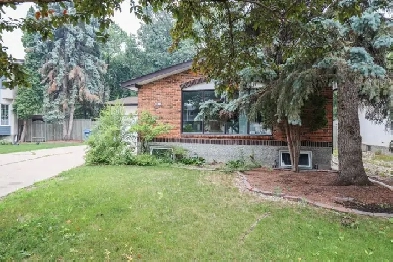 Fabulous 4 Bedroom Home in Fort Richmond Image# 1