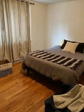 4 1/2 Alouer St.Muchel Image# 2