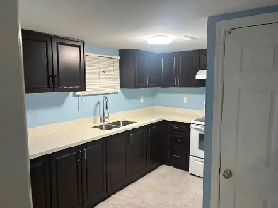 Legal 3 bedroom basement available for rent Kipling & Jenthorm Image# 7