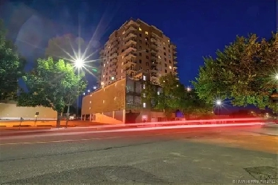 Deluxe, 1 bedroom, downtown apartment, view incredible views Image# 1