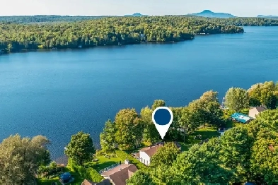 MAISON À ÉTAGES  BORD DE L'EAU  STANSTEAD Image# 1