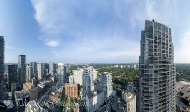 2221 YONGE STREET - HIGH FLOOR 2 BEDROOM W/1-PARKING & 1-LOCKER Image# 1