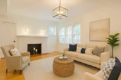 Bright & Renovated 2 Bedroom for Rent in Prime Lindsay Area Image# 6