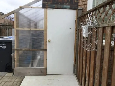 BASEMENT APARTMENT WITH SEPAREATE ENTRANCE FOR RENT Image# 1