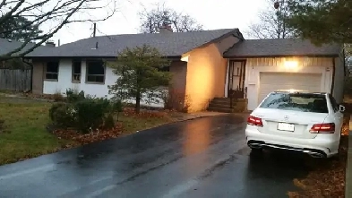 Renovated House for Rent in Streetsville, Mississauga Image# 1