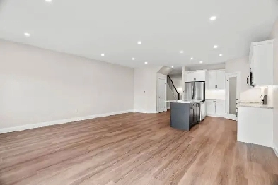 Property For Rent! Image# 2