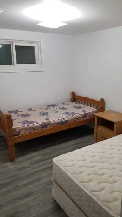 Room for rent Girl's Sharing Image# 1