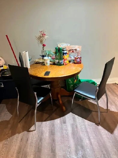 Spacious Master Room for Rent in Scarborough – Female Only Image# 2