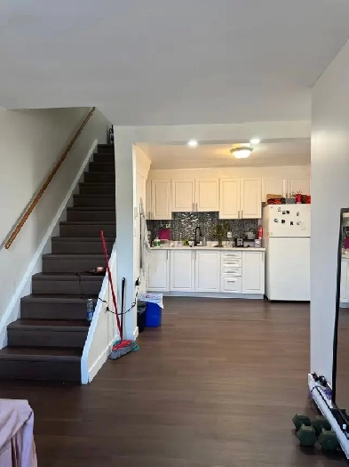 2 Bedroom   Private Den for Rent – Can Be Used as 3 Bedrooms! Image# 1