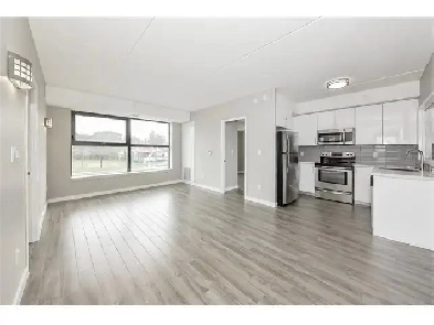 Sep 1 - Guelph Room for Rent - Solstice - $999 Image# 6
