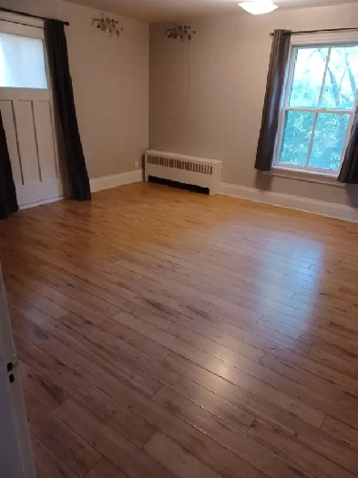 Spacious Top Floor Unit Available Image# 7