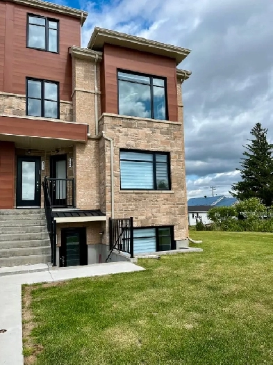 Condo 4 1/2 à louer Laval Image# 8