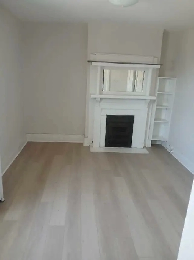 bachelor apartment Image# 1