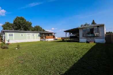 1 & 2 Lakeview Avenue on Jackfish Lake Image# 2