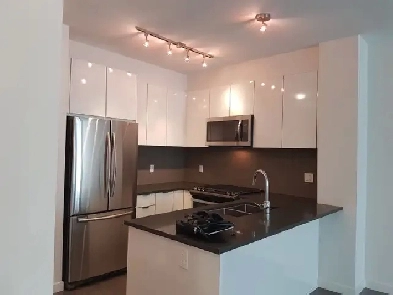 Two-bedroom condo at Harvard Gardens in South Surrey $2500/mon Image# 3
