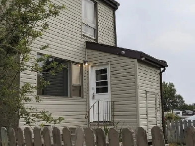 Room Rental Penbrooke All Utilities Included - $750 Image# 1