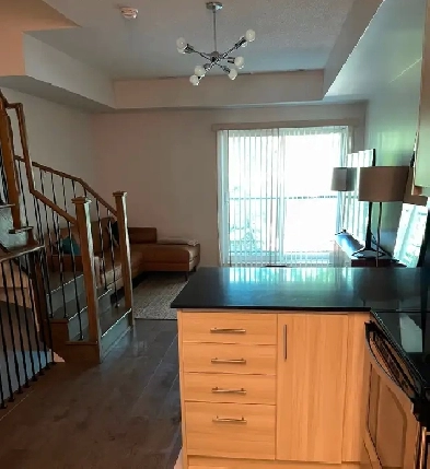 2 1 Bedroom Townhouse Available for Rent (Weston/401) Image# 1