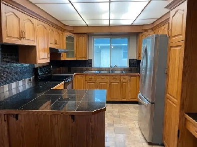 2 bedroom  in Inglewood Image# 1