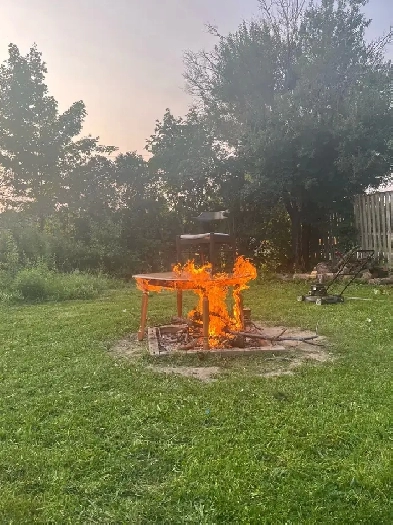 Three separate rooms for rent, in the basement Image# 1