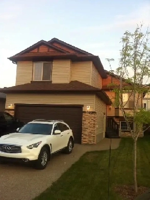 5 Bedroom Home w/Legal Suite Located in Timberlea Image# 4
