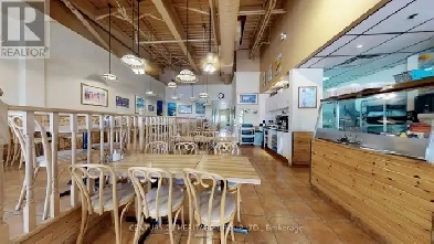 Daytime Restaurant in Vaughan – High Traffic Location Image# 1