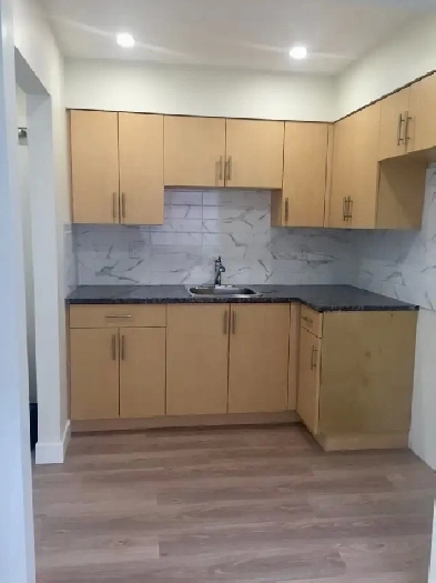 AFFORDABLE, SPACIOUS Unfurnished 1 BED suite with VIEW BALCONY Image# 8