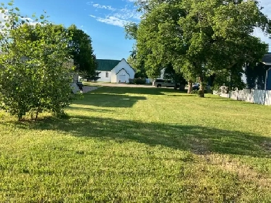 STAVELY TOWN LOT BEAUTIFUL Image# 2