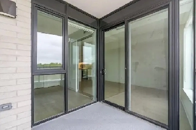 Brand New Condo for Rent – Collingwood Image# 1