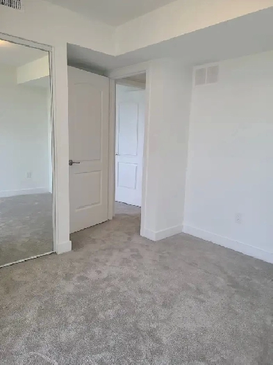 Room with patio available for rent in Barrhaven Image# 2