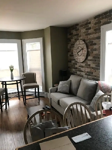 Classic one bedroom apartment on Waterloo Park! Image# 10