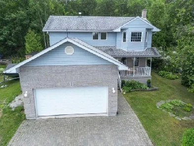 Family Home in the Sought-After Mikkola Subdivision Image# 1