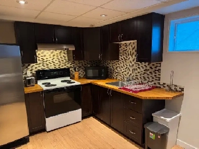 Beautiful Studio for rent all Included Image# 4