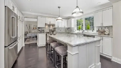 LUXURY UPDATED 5/BED 4/BATH HOME FOR SALE IN STITTSVILLE! Image# 2