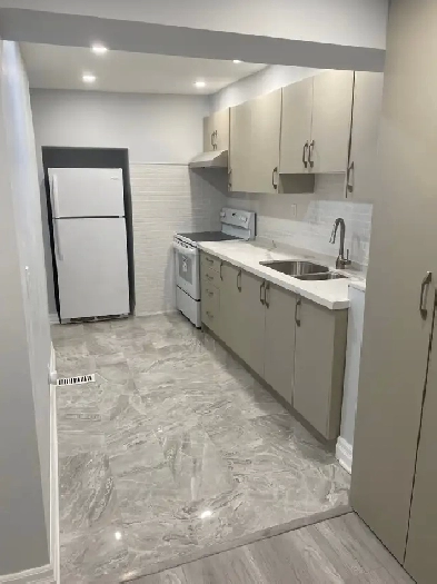 2 Bedroom 1 Bathroom, Second Floor Apartment For Rent Image# 1